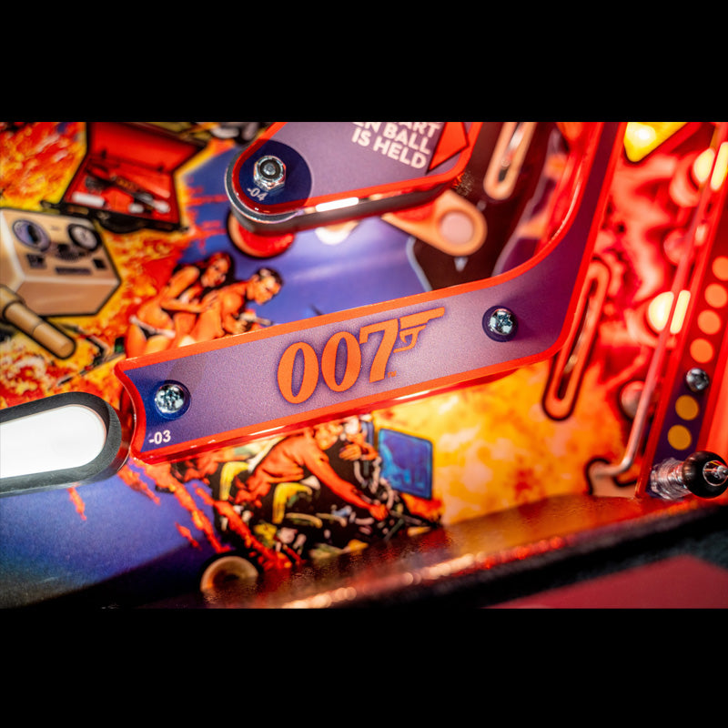 Stern James Bond 007 Pro Pinball Machine Right Corner